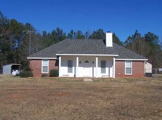 3597 Grass Farm Rd, Equality, AL 36026