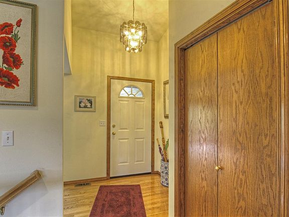 3rd image of 4401 E North Glenngrae Ln