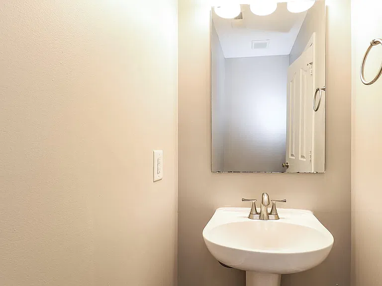 624 Lightspun Ln — Photo 15