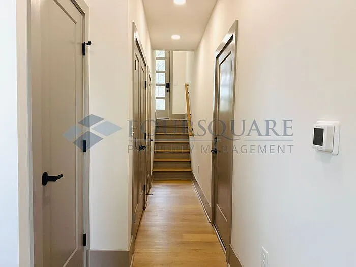 1105 Glascock St #102 — Photo 10