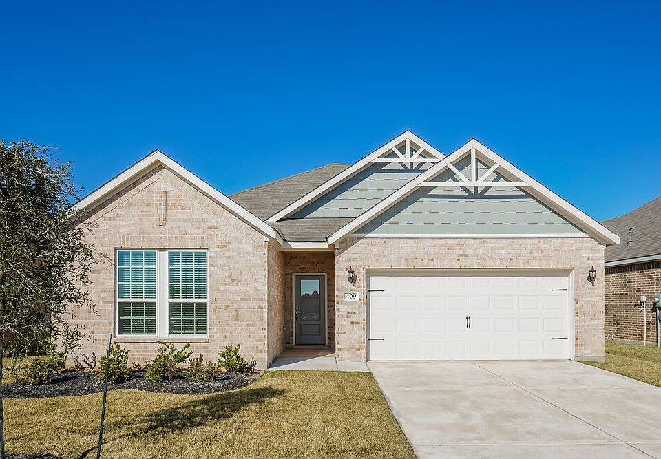 1st image of 409 Mustang Trot Dr