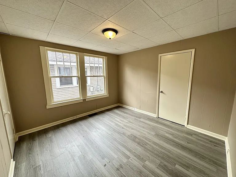 2320 Wesley Ave SW — Photo 6