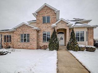 1803 Newmarket Mews, Waunakee, WI 53597