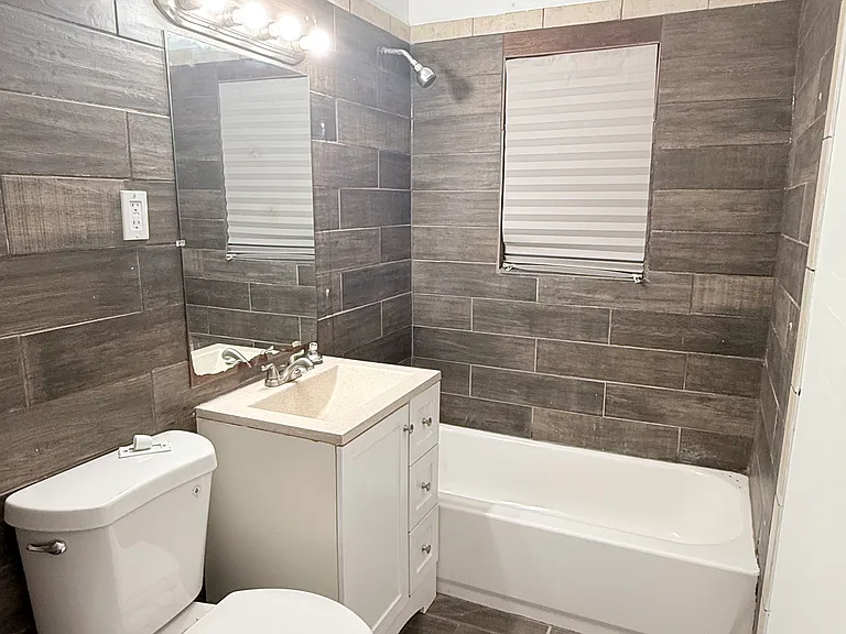 2739 Frisco Ave — Photo 5