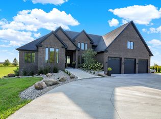 261 S 1100 E, Zionsville, IN 46077