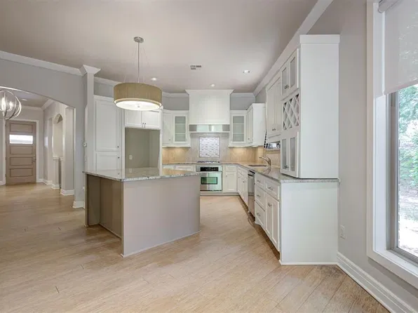 17805 Griffin Gate Dr, Edmond, OK 73012