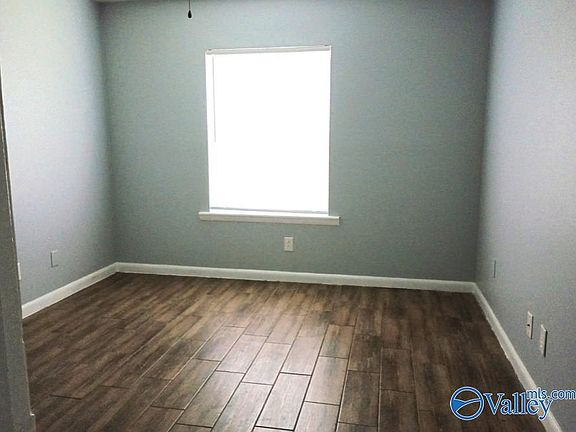 4th image of 3422 Glen Park Cir NW