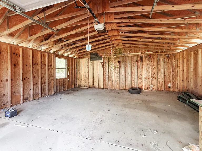 90 Shaw Ln — Photo 11