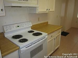 5th image of 7610 Brown Oak St