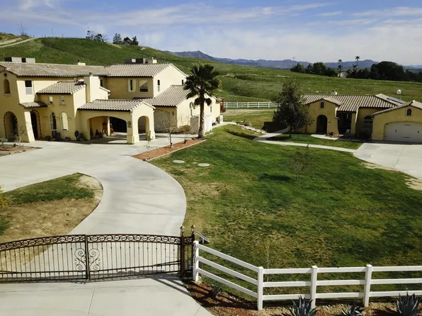 6861 Susan St, Bakersfield, CA 93308