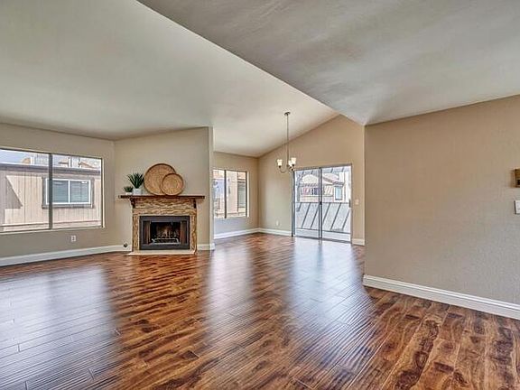 2nd image of 1818 W Vineyard Ave