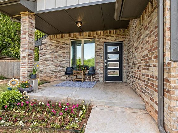 5th image of 846 Twin Lakes Dr