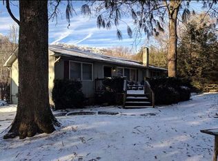 131 Lecka Ln, Banner Elk, NC 28604