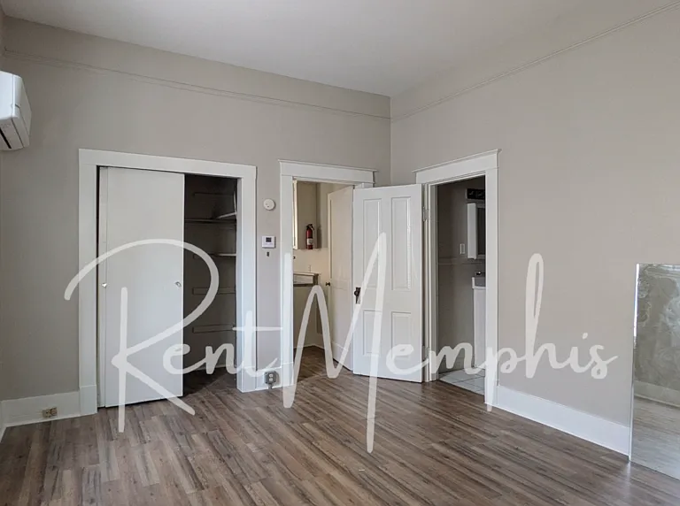 997 Meda St — Photo 3