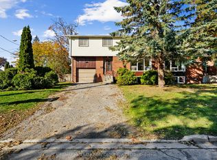 158 Queen St, Cobourg, ON K9A 4T8