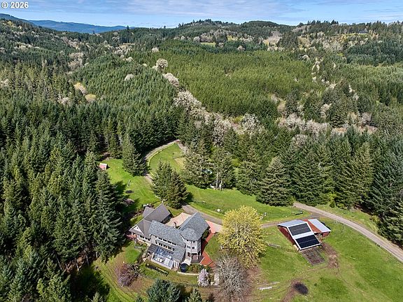2nd image of 16460 NW Meadow Lake Rd