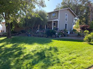 21361 Yankee Valley Rd, Hidden Valley Lake, CA 95467