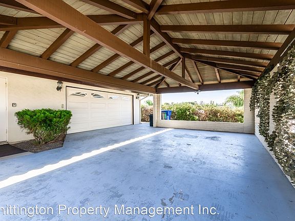 3rd image of 1701 Hacienda Pl