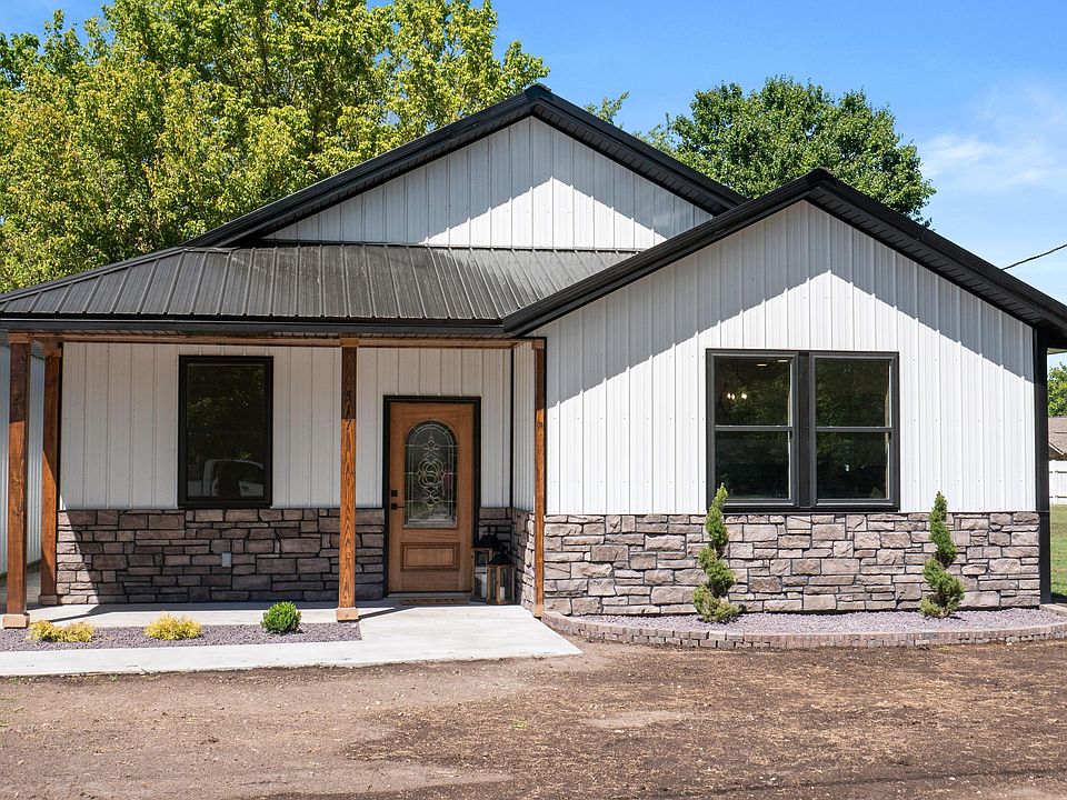 317 East Summit Street, Bolivar, MO 65613 MLS 60250975 Zillow