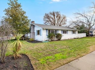 1602 Gayety Ln, Medford, OR 97504