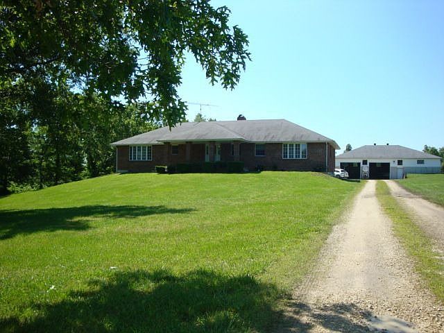Home for Sale in Russellville, Missouri $299,900