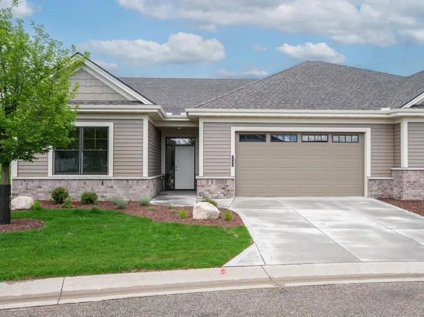 2131 Centurion Ct NE, Rochester, MN 55906