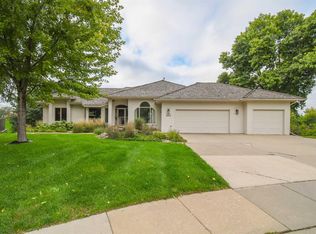 4805 S Caraway Cir, Sioux Falls, SD 57108