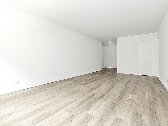 3rd image of 404 E 66th St APT 2A