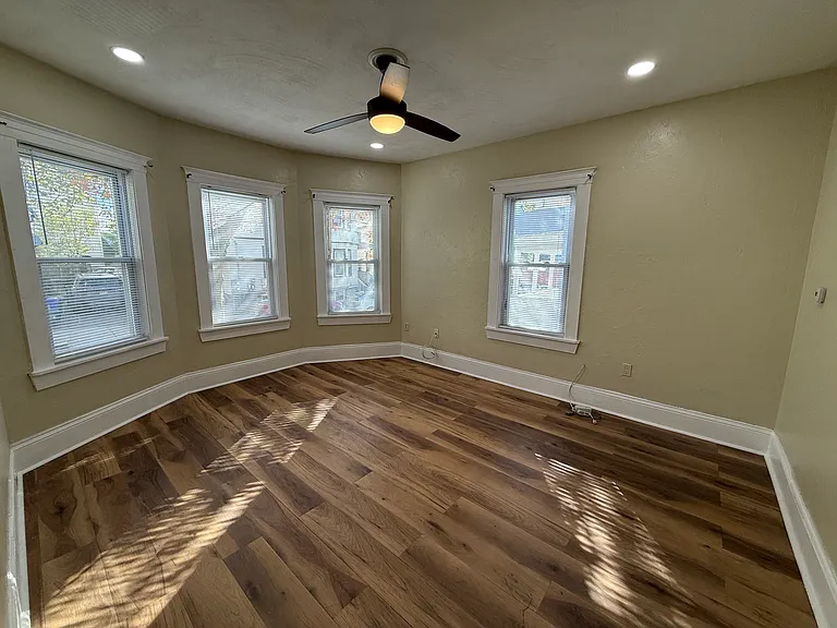 18-20 Wolcott St #1 — Photo 10