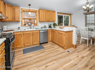 430 Porphyry Rd, Gypsum, CO 81637