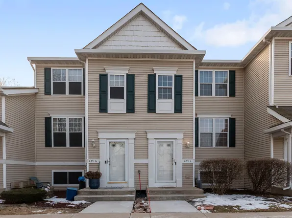 2914 Woodside Dr, Joliet, IL 60431