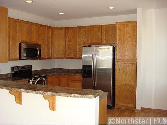 4th image of 11892 Emery Village Drive N
