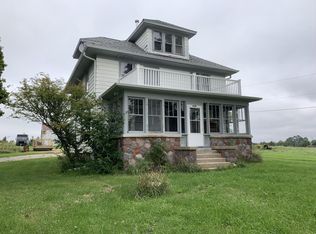 1724 W Sumner St, Hartford, WI 53027