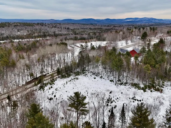 151 N Guilford Road, Monson, ME 04464