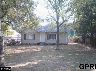 2240 S 13th St, Lincoln, NE 68502