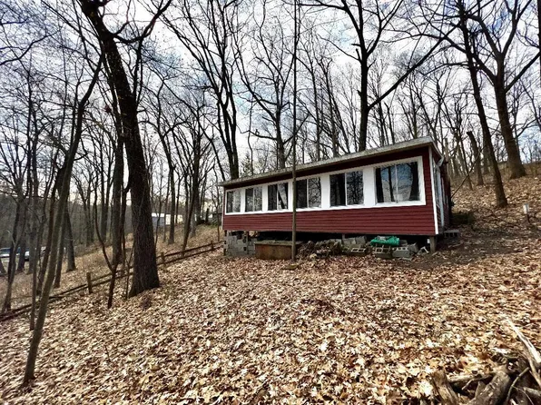 5126 Post Office Row, Brooklyn, MI 49230
