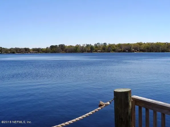 146 Dalton Ave, Interlachen, FL 32148