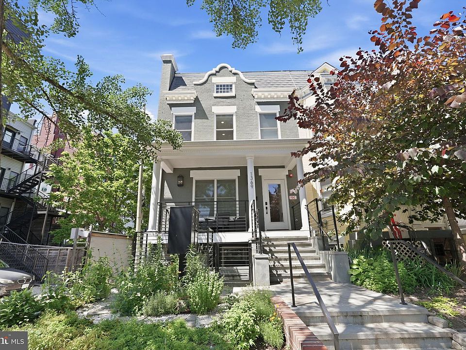 1st image of 1369 Parkwood Pl NW #3