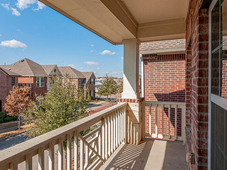 219 Knapford Sta — Photo 26