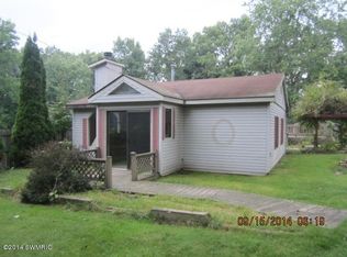 5041 Fordham Ave, Kalamazoo, MI 49048