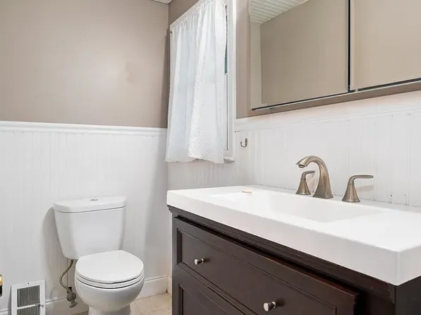 420 New London Rd, Newark, DE 19711