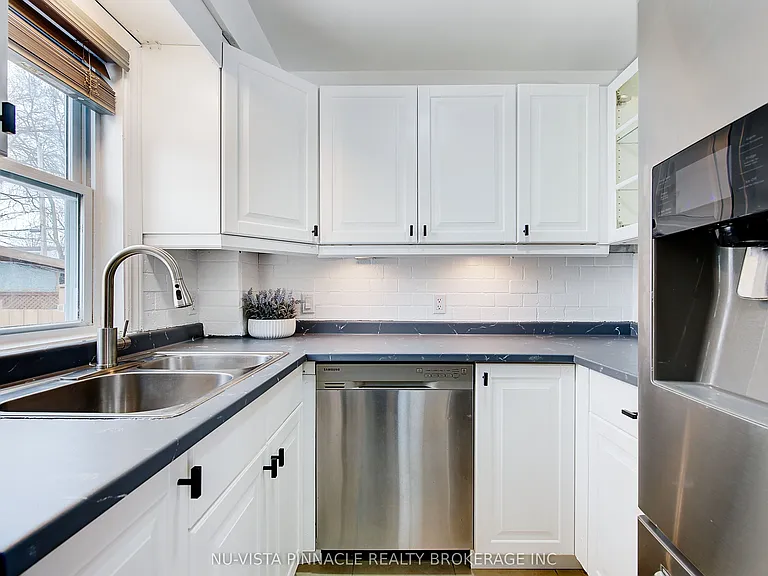 1243 Landor St — Photo 9