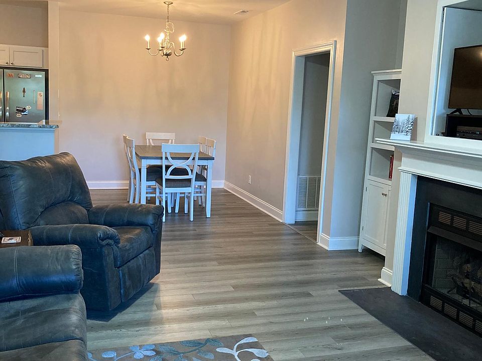 1st image of 1936 Tara Ct APT 202