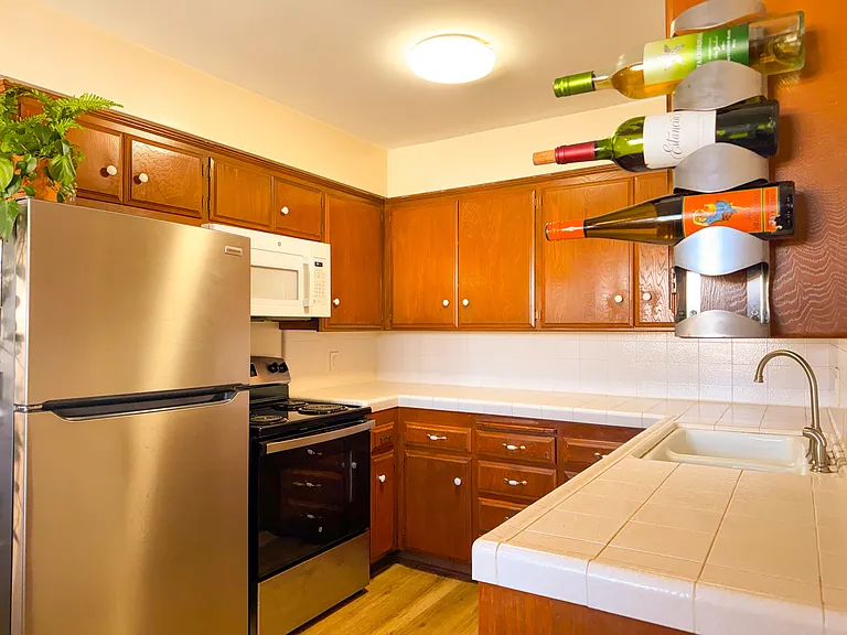 5015 Cape May Ave — Photo 5