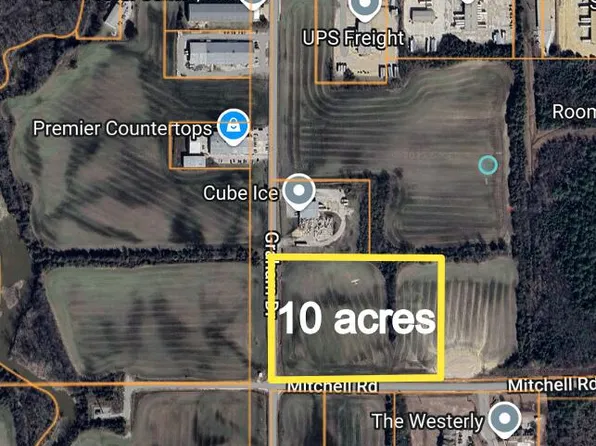 Graham Dr, Tupelo, MS 38801