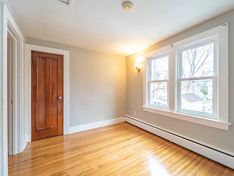 38 Elgrove Rd — Photo 21