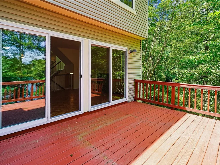 15748 Widewater Dr — Photo 22