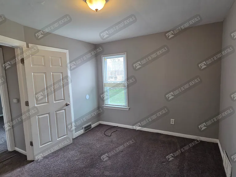 5919 Balfour Rd — Photo 10