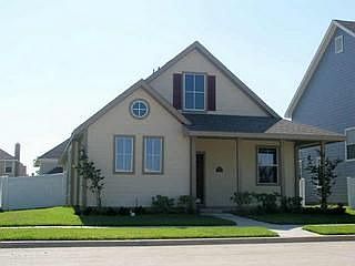 1st image of 1614 Mary Ln