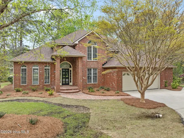 203 Westchester Drive, Morehead City, NC 28557